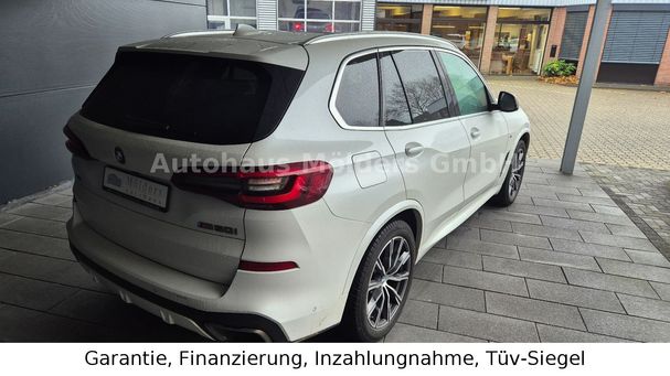 BMW X5 M50i xDrive 390 kW image number 3