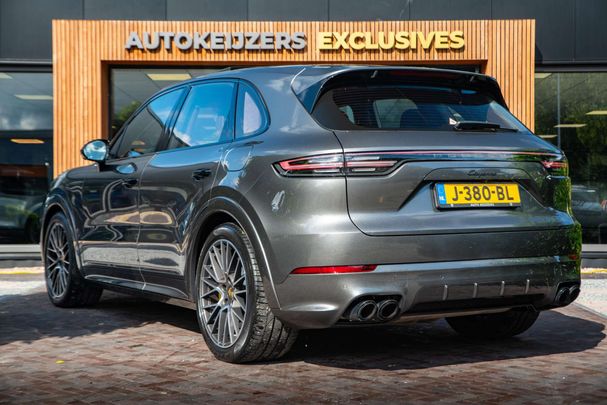 Porsche Cayenne E-Hybrid 340 kW image number 3