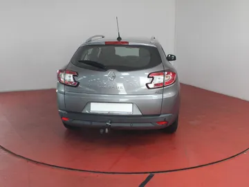 Car image 39
