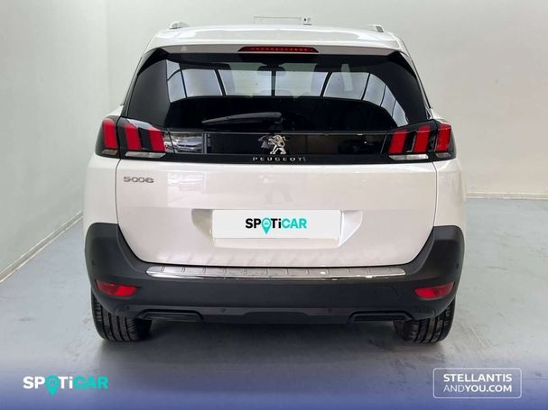 Peugeot 5008 BlueHDi EAT8 Allure 96 kW image number 4