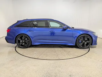 Car image 43