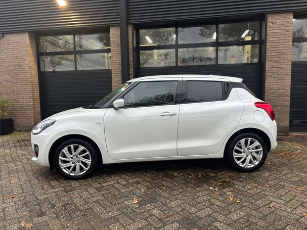 Suzuki Swift 1.2 Hybrid 61 kW image number 4