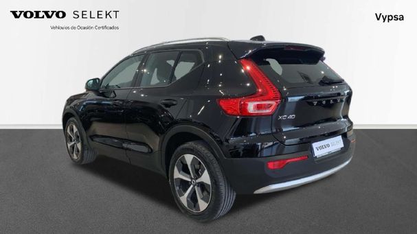 Volvo XC40 B3 Core 120 kW image number 4