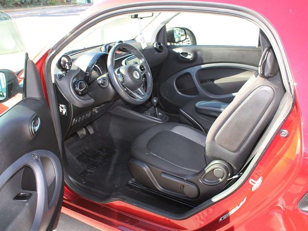 Smart ForTwo EQ 60 kW image number 8