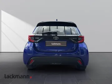 Car image 5