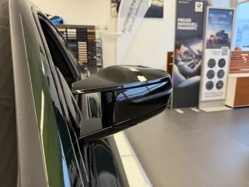 Car image 48