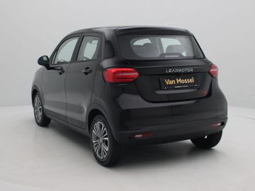 Car image 5