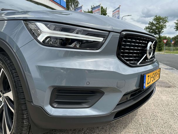 Volvo XC40 T4 AWD 140 kW image number 15