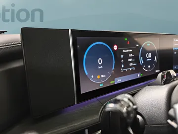 Car image 47