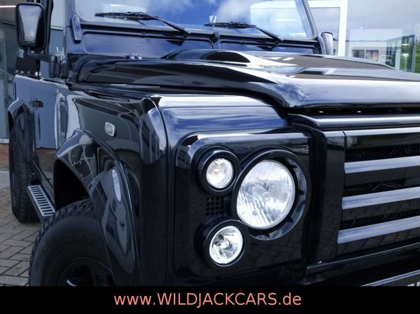 Land Rover Defender 90 TD 90 kW image number 3