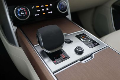 Car image 31