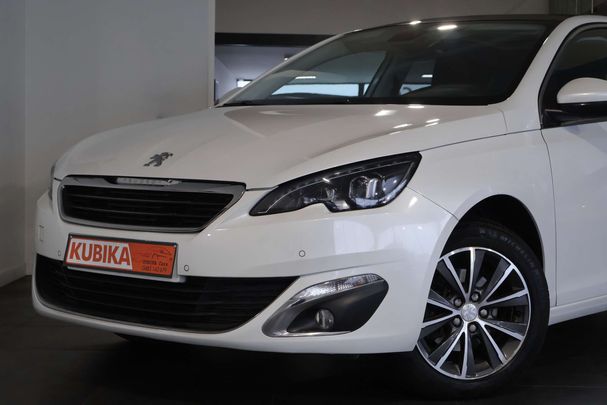 Peugeot 308 Allure 96 kW image number 1