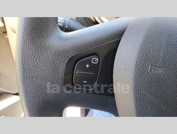 Renault Trafic dCi 120 88 kW image number 24