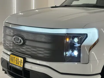 Car image 41