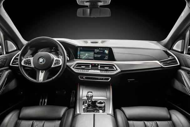 BMW X5 45e xDrive 291 kW image number 8