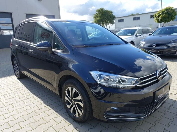 Volkswagen Touran 2.0 TDI DSG Comfortline 110 kW image number 2