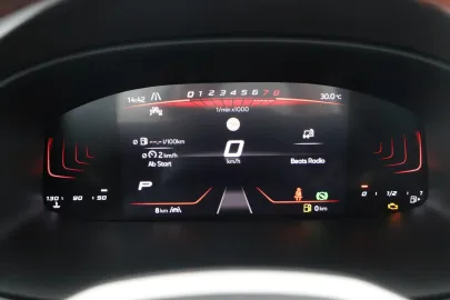 Car image 26