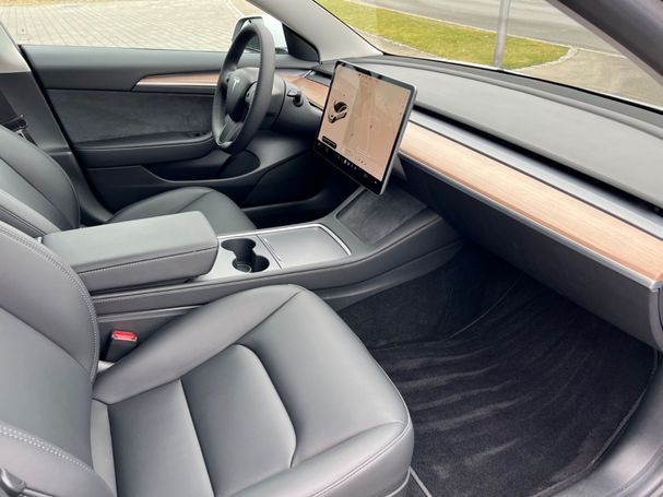 Tesla Model 3 Performance AWD Dual Motor 377 kW image number 14