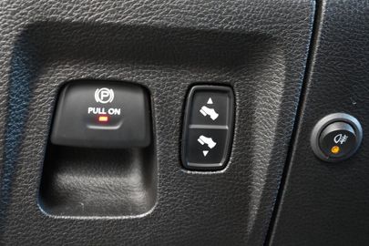 Car image 36