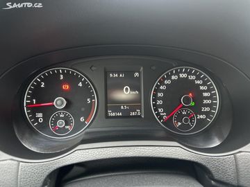 Car image 37