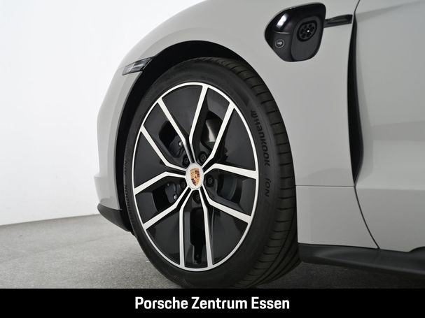 Porsche Taycan 320 kW image number 26