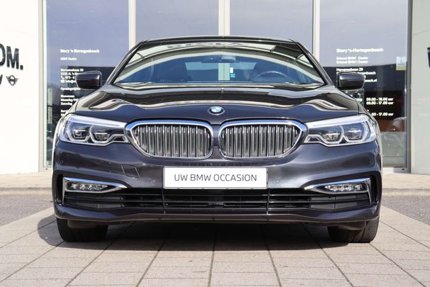 BMW 530i Luxury Line 185 kW image number 2