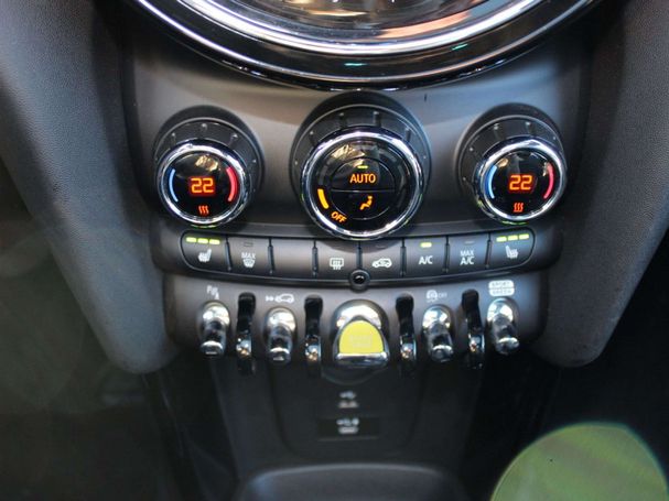 Mini Cooper SE Electric Trim 135 kW image number 13