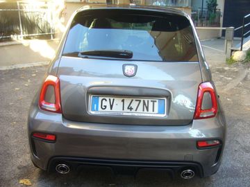 Car image 10