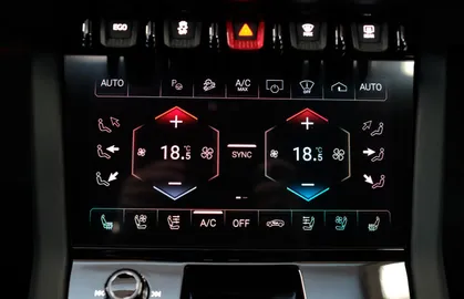 Car image 29