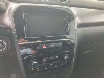 Car image 11