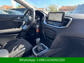 Car image 23
