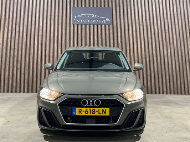 Audi A1 30 TFSI S-line Sportback 81 kW image number 2