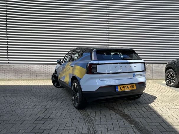 Volvo EX30 Twin Motor Performance h AWD 69 kW image number 7