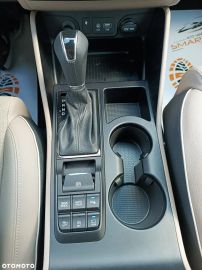 Car image 28