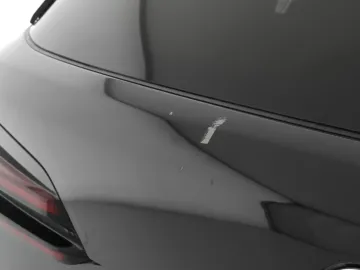 Car image 32