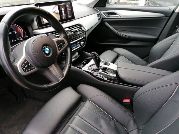 BMW 520d Touring 140 kW image number 6