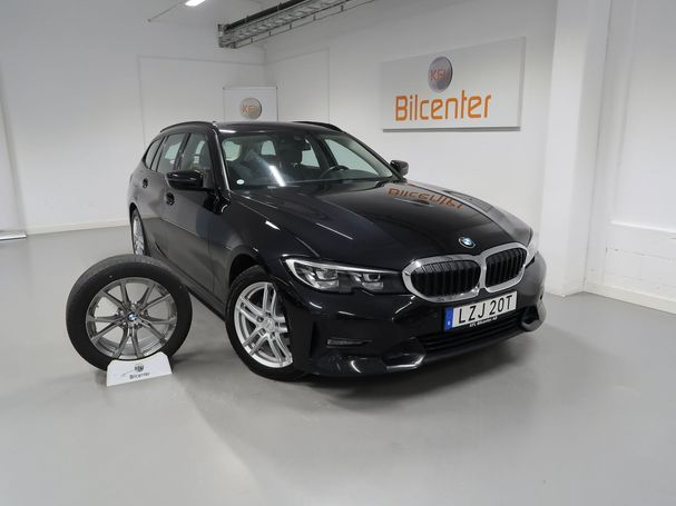 BMW 320d Touring xDrive Sport Line 140 kW image number 3