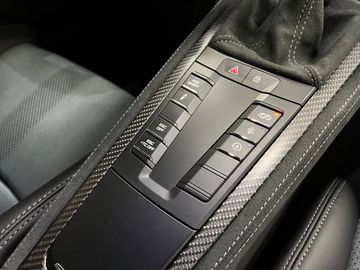 Car image 38