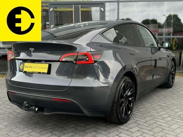 Tesla Model Y Long Range AWD 377 kW image number 13