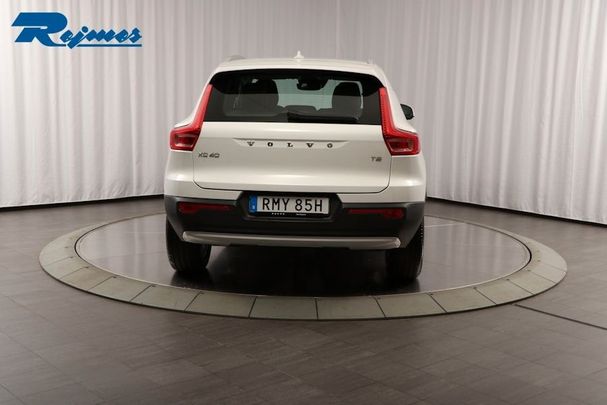 Volvo XC40 T2 Momentum 95 kW image number 19