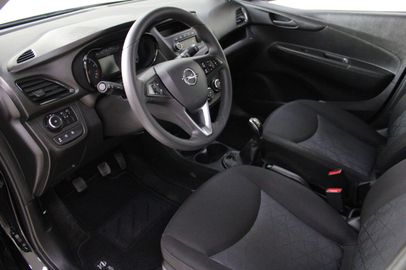 Car image 10