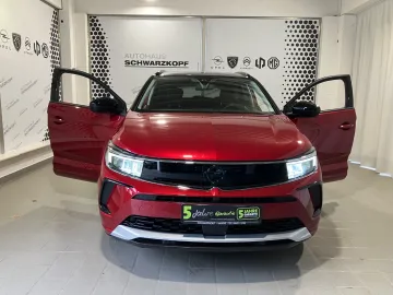 Car image 28