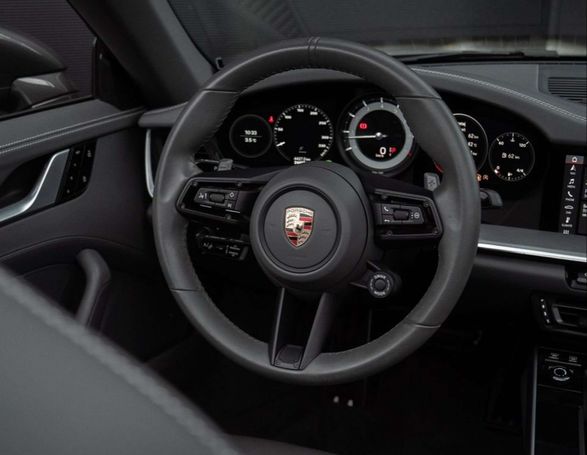 Porsche 992 Carrera 4S Cabrio PDK 331 kW image number 6