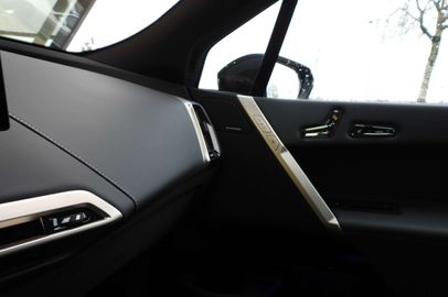 Car image 33