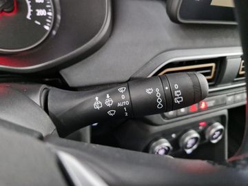 Car image 31