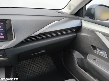 Car image 36