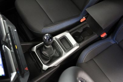 Car image 33