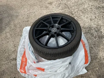Car image 27