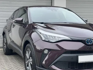 Car image 2