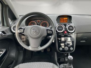 Car image 10